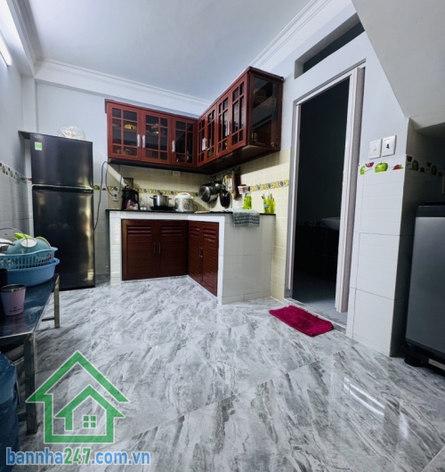 CHỈ HƠN 5 TỶ – NHÀ ĐẸP 4 TẦNG – 4PN – NGAY VÒNG XOAY ÂU CƠ – LÊ ĐẠI HÀNH – Q11. 
