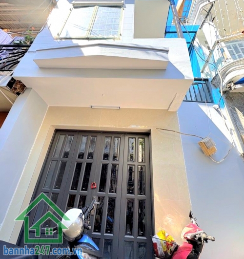 CHỈ 4,5 TỶ - NHÀ MỚI ĐẸP – Ở NGAY – HẺM RỘNG THÔNG TỨ TUNG - TRỆT 2 LẦU – 2 SÂN - THƯỢNG – NỞ HẬU TÀI LỘC - 3PN – 3WC Kết cấu: 3 tầng (trệt + 2 lầu) 3PN – 3WC