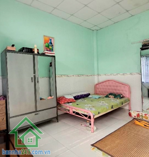 CHỈ 5,7 TỶ – HẺM 3 GÁC CỘNG HÒA – 61M² (7.4 x 8.5)m – 2 TẦNG BTCT – 2PN – 2WC – SÁT NHÀ GA T3 – TÂN SƠN NHẤT. Chỉ 22m ra mặt tiền Cộng Hòa, trung tâm giao thương mại