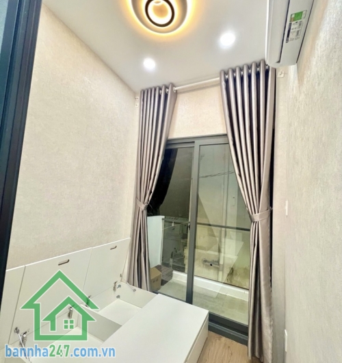 CHỈ 1,95 TỶ SỞ HỮU NHÀ 3 TẦNG MINI HOUSE P.10 TÂN BÌNH – FULL NỘI THẤT – ĐẦU TƯ CHO THUÊ NGON  Nhà đẹp, mới, 3 tầng chắc chắn: trệt – lửng – lầu Diện tích sử dụng: 30m2