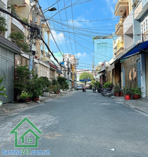 CHỈ 8,9 TỶ – HẺM NHỰA 12M CÓ LỀ – LÊ TRỌNG TẤN – P. TÂY THẠNH Vị trí: Đối diện Nhà Thiếu Nhi Tân Phú, hẻm 12m siêu rộng, có lề để xe thoải mái, thuận tiện kinh doanh đa ngành nghề. 