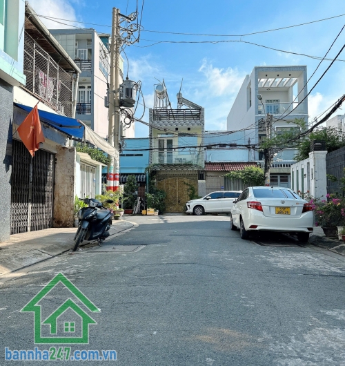 CHỈ 8,9 TỶ – HẺM NHỰA 12M CÓ LỀ – LÊ TRỌNG TẤN – P. TÂY THẠNH Vị trí: Đối diện Nhà Thiếu Nhi Tân Phú, hẻm 12m siêu rộng, có lề để xe thoải mái, thuận tiện kinh doanh đa ngành nghề. 