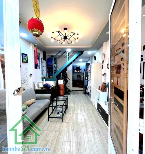 CHỈ 4,15 TỶ – NHÀ MỚI Ở LIỀN – VUÔNG ĐẸP 30M² – HẺM Ô TÔ TỚI NHÀ – GẦN CÔNG VIÊN GIA ĐỊNH – CHỈ 5 PHÚT RA SÂN BAY TÂN SƠN NHẤT Vị trí: Đường số 7, Phường 3, Gò Vấp.