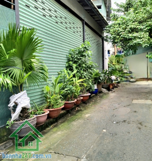 CHỈ 3,86 TỶ – NHÀ ĐẸP HẺM XE HƠI 6M – TÂY THẠNH – 40M² – 2PN – 2WC DT: 4x14m (40m²)/64m², vuông vức, phong thủy tốt Hẻm 6m xe hơi vào tận nhà, khu dân trí cao