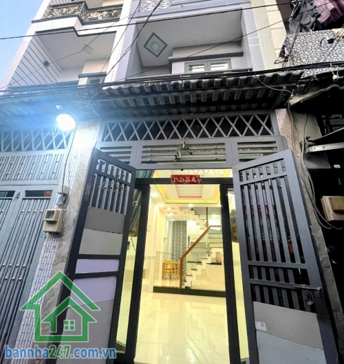 CHỈ 3,6 TỶ (TL) – NHÀ MỚI ĐẸP – HẺM 3 GÁC – KHU AO LẮNG - Đường 13A – Bình Tân – giáp Tân Phú Diện tích: 30m² - DTSD: 52m² Kết cấu: 2 tầng – 2PN – 2WC Hoàn công đủ