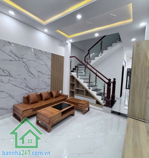 CHỈ 4,5 TỶ – ĐƯỜNG NHỰA 6M – XE HƠI TẬN CỬA – TÂN XUÂN 1A HÓC MÔN - 3PN - 3WC Cách Lê Thị Hà & Quang Trung chỉ 300m Di chuyển thuận tiện vào trung tâm