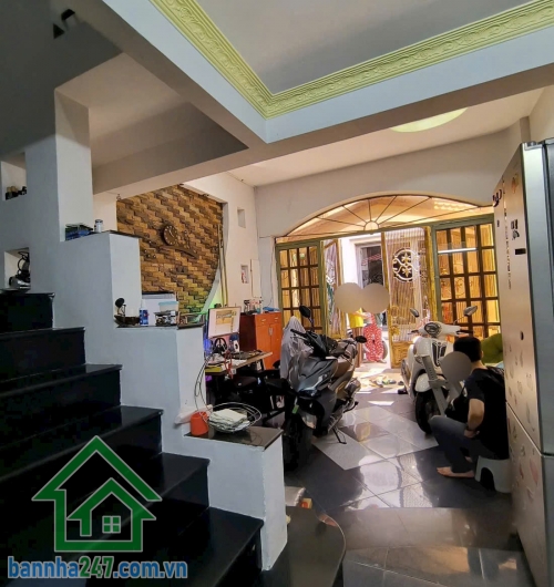 CHỈ 5,85 TỶ - HXH 4M - CÁCH MẶT TIỀN CHỈ 8M - NẰM NGAY KHU VIP TÂY THẠNH - NGANG 5,3M HIẾM - 3PN - 2WC 