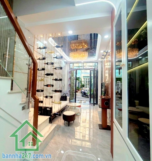CHỈ 5,2 TỶ – SIÊU PHẨM NHÀ XÂY MỚI 100% – TRUNG TÂM TÂN PHÚ – NGAY TÔ HIỆU – 3 TẦNG – 32M² – 3PN - 2WC – SỔ HỒNG RIÊNG. Kết cấu: 1 trệt, 2 lầu đúc có sân thượng. 