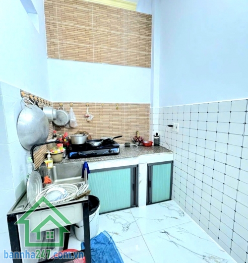 CHỈ 4,65 TỶ – HẺM XE HƠI CẠNH NHÀ – 2 TẦNG KIÊN CỐ – NGAY TÂN KỲ TÂN QUÝ – GIÁP TÂN PHÚ - 58M²(4x14,5)M DT: 58m² (4x14,5)m – sổ hồng riêng, pháp lý chuẩn.