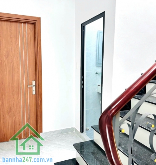 CHỈ 5,97 TỶ - LÊ VĂN QUỚI - HẺM XE HƠI 6M - GIÁP TÂN PHÚ - 4PN - 3WC. Nhà 3 tầng kiên cố, 52m² (vuông vức), thiết kế hiện đại, 4PN - 3WC, chỉ việc xách vali vào ở. 