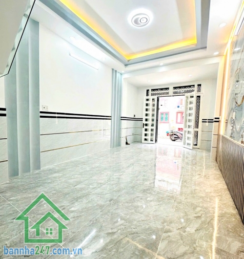 CHỈ 5,97 TỶ - LÊ VĂN QUỚI - HẺM XE HƠI 6M - GIÁP TÂN PHÚ - 4PN - 3WC. Nhà 3 tầng kiên cố, 52m² (vuông vức), thiết kế hiện đại, 4PN - 3WC, chỉ việc xách vali vào ở. 