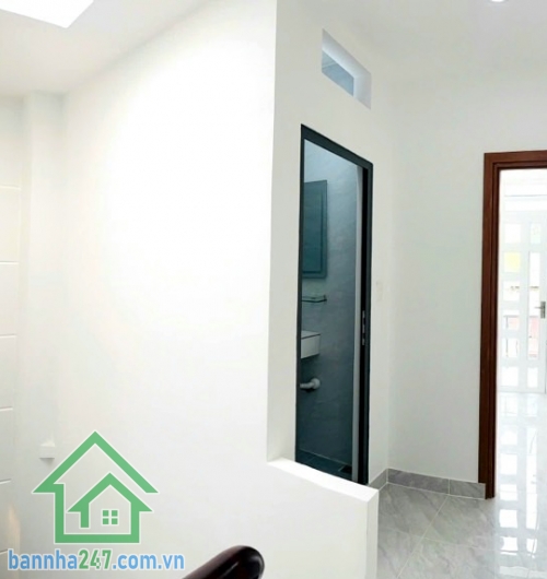 CHỈ 5,97 TỶ - LÊ VĂN QUỚI - HẺM XE HƠI 6M - GIÁP TÂN PHÚ - 4PN - 3WC. Nhà 3 tầng kiên cố, 52m² (vuông vức), thiết kế hiện đại, 4PN - 3WC, chỉ việc xách vali vào ở. 