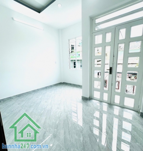 CHỈ 5,97 TỶ - LÊ VĂN QUỚI - HẺM XE HƠI 6M - GIÁP TÂN PHÚ - 4PN - 3WC. Nhà 3 tầng kiên cố, 52m² (vuông vức), thiết kế hiện đại, 4PN - 3WC, chỉ việc xách vali vào ở. 