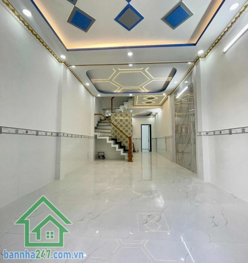 HIẾM – HẺM XE HƠI 7M THÔNG – LÊ VĂN QUỚI GIÁP TÂN PHÚ – 2 TẦNG – 60M² – CHỈ 5.75 TỶ * Nhà BTCT kiên cố: 1 trệt 1 lầu, ban công thoáng mát, giếng trời, gồm 3PN, 2WC.