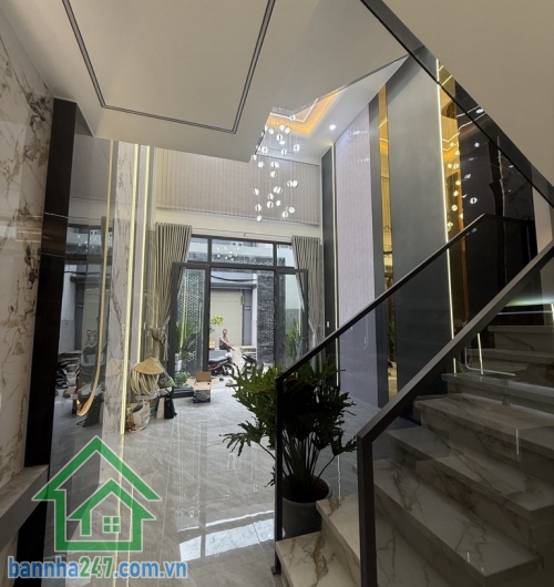 NHÀ ĐẸP – VỊ TRÍ ĐẮC ĐỊA – HẺM 1 SẸC XE HƠI 6M THÔNG – 5 TẦNG – 48M² – HƯƠNG LỘ 2 – GIÁP TÂN PHÚ – CHỈ 6.6 TỶ Diện tích: 48m², sổ đẹp, pháp lý chuẩn, sang tên nhanh.