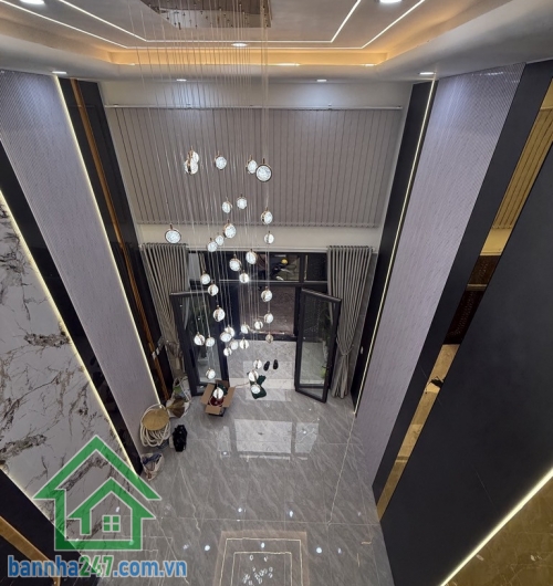 NHÀ ĐẸP – VỊ TRÍ ĐẮC ĐỊA – HẺM 1 SẸC XE HƠI 6M THÔNG – 5 TẦNG – 48M² – HƯƠNG LỘ 2 – GIÁP TÂN PHÚ – CHỈ 6.6 TỶ Diện tích: 48m², sổ đẹp, pháp lý chuẩn, sang tên nhanh.