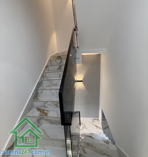 NHÀ ĐẸP – VỊ TRÍ ĐẮC ĐỊA – HẺM 1 SẸC XE HƠI 6M THÔNG – 5 TẦNG – 48M² – HƯƠNG LỘ 2 – GIÁP TÂN PHÚ – CHỈ 6.6 TỶ Diện tích: 48m², sổ đẹp, pháp lý chuẩn, sang tên nhanh.