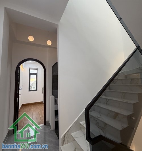 NHÀ ĐẸP – VỊ TRÍ ĐẮC ĐỊA – HẺM 1 SẸC XE HƠI 6M THÔNG – 5 TẦNG – 48M² – HƯƠNG LỘ 2 – GIÁP TÂN PHÚ – CHỈ 6.6 TỶ Diện tích: 48m², sổ đẹp, pháp lý chuẩn, sang tên nhanh.