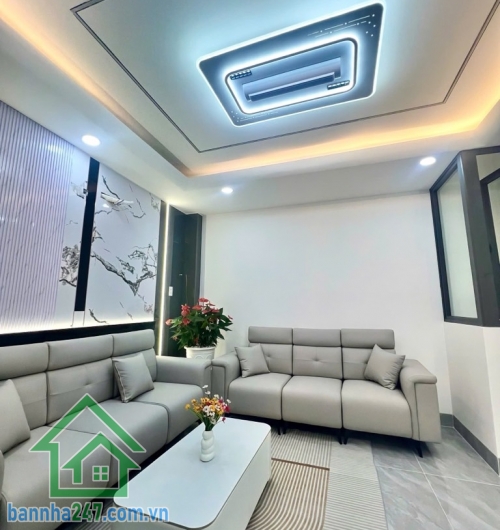 NHÀ ĐẸP – VỊ TRÍ ĐẮC ĐỊA – HẺM 1 SẸC XE HƠI 6M THÔNG – 5 TẦNG – 48M² – HƯƠNG LỘ 2 – GIÁP TÂN PHÚ – CHỈ 6.6 TỶ Diện tích: 48m², sổ đẹp, pháp lý chuẩn, sang tên nhanh.