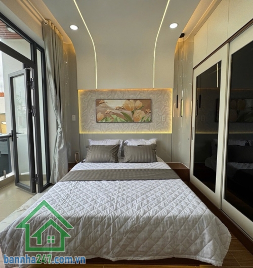 NHÀ ĐẸP – VỊ TRÍ ĐẮC ĐỊA – HẺM 1 SẸC XE HƠI 6M THÔNG – 5 TẦNG – 48M² – HƯƠNG LỘ 2 – GIÁP TÂN PHÚ – CHỈ 6.6 TỶ Diện tích: 48m², sổ đẹp, pháp lý chuẩn, sang tên nhanh.