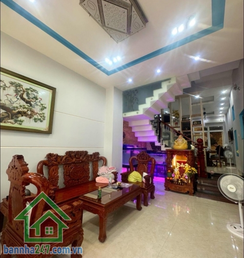 NHÀ ĐẸP 4 TẦNG – KHU VIP VƯỜN LÀI – HẺM XE TẢI – CHỈ NHỈNH 11 TỶ.  Trung tâm Vườn Lài, Tân Phú – Gần UBND Quận – Giáp Tân Bình. Hẻm xe tải thông tứ hướng