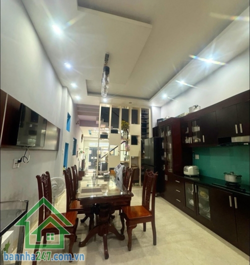 NHÀ ĐẸP 4 TẦNG – KHU VIP VƯỜN LÀI – HẺM XE TẢI – CHỈ NHỈNH 11 TỶ.  Trung tâm Vườn Lài, Tân Phú – Gần UBND Quận – Giáp Tân Bình. Hẻm xe tải thông tứ hướng