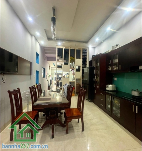 NHÀ ĐẸP 4 TẦNG – KHU VIP VƯỜN LÀI – HẺM XE TẢI – CHỈ NHỈNH 11 TỶ.  Trung tâm Vườn Lài, Tân Phú – Gần UBND Quận – Giáp Tân Bình. Hẻm xe tải thông tứ hướng