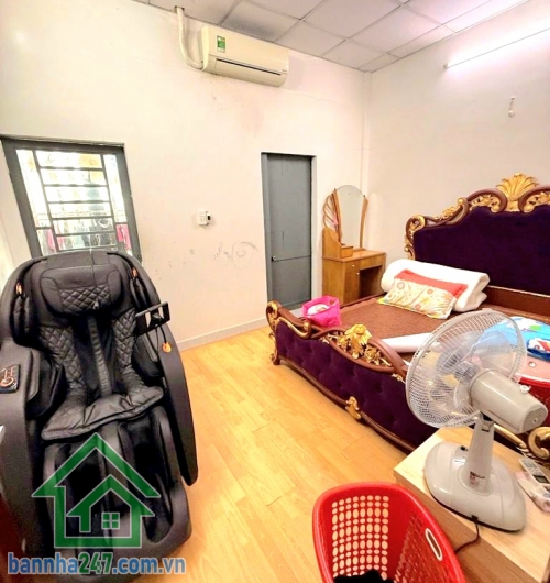 NHỈNH 5 TỶ – VỊ TRÍ ĐẸP – KỀ AEON MALL TÂN PHÚ – GẦN CELEADON CITY - HẺM XE TẢI 6M – 2 TẦNG – 61M² (4x15)m – SỔ NỞ HẬU – HOÀN CÔNG ĐỦ - Diện tích: 4 x 15m (công nhận 61m² nở hậu) 