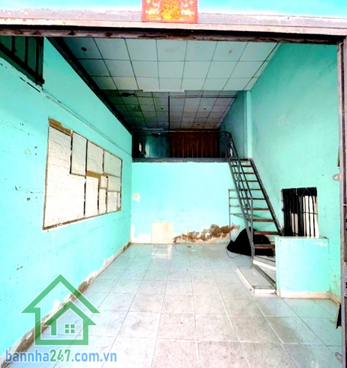 CHỈ 4,99 TỶ – HIẾM! NGANG 5M – DUY NHẤT 1 CĂN – TIỆN XÂY MỚI – NGAY HƯƠNG LỘ 2 – GIÁP TÂN PHÚ – 70m² (5×14)m – NHÀ 2 TẦNG – 3PN – SỔ NỞ HẬU ĐẸP Nhà cũ nhưng vị đẹp