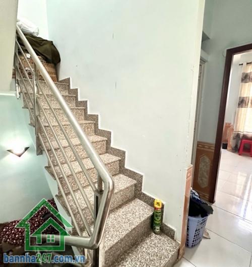 CHỈ HƠN 4 TỶ – NHÀ 4 TẦNG BTCT – HẺM THÔNG – VIP PHÚ THỌ HÒA – SÁT MẶT TIỀN