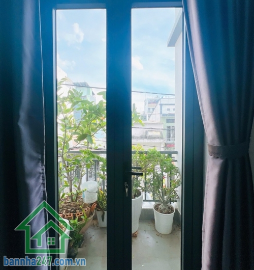 NHÀ GÓC 2 TẦNG BTCT – TÂN PHÚ –