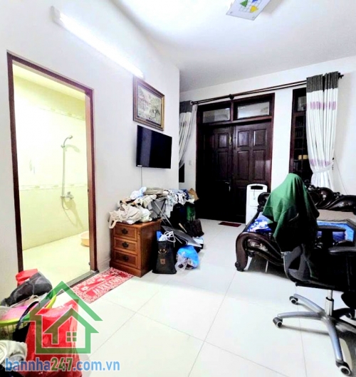 CHỈ 13,5 TỶ – MTKD ĐƯỜNG 15M – NGAY TÂN SƠN NHÌ – GIÁP TÂN BÌNH - DT 84m² (5x17)m – 4 TẦNG – 5PN LỚN – 5WC – SẴN CHỖ LẮP THANG MÁY - PHÙ HỢP VỪA Ở VỪA KINH DOANH