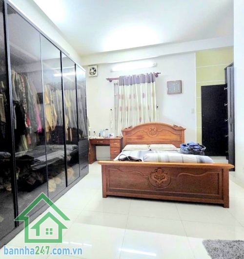 CHỈ 13,5 TỶ – MTKD ĐƯỜNG 15M – NGAY TÂN SƠN NHÌ – GIÁP TÂN BÌNH - DT 84m² (5x17)m – 4 TẦNG – 5PN LỚN – 5WC – SẴN CHỖ LẮP THANG MÁY - PHÙ HỢP VỪA Ở VỪA KINH DOANH