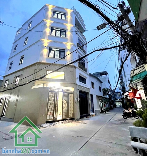 CHỈ 8,8 TỶ – SIÊU PHẨM 5 TẦNG MỚI 100% – LÔ GÓC THOÁNG – SỔ 2025 HOÀN CÔNG ĐỦ – HẺM XE HƠI 7M – NGANG GẦN 5M – KHU VIP TÂN QUÝ – SÁT AEON MALL TÂN PHÚ  – 60m² – ngang gần 5m – nở hậu đẹp • 5 tầng hoàn thiện full nội thất cao cấp, gồm: 1 trệt – 1 lửng – 3 