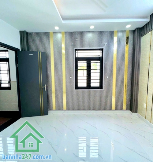 CHỈ 8,8 TỶ – SIÊU PHẨM 5 TẦNG MỚI 100% – LÔ GÓC THOÁNG – SỔ 2025 HOÀN CÔNG ĐỦ – HẺM XE HƠI 7M – NGANG GẦN 5M – KHU VIP TÂN QUÝ – SÁT AEON MALL TÂN PHÚ  – 60m² – ngang gần 5m – nở hậu đẹp • 5 tầng hoàn thiện full nội thất cao cấp, gồm: 1 trệt – 1 lửng – 3 