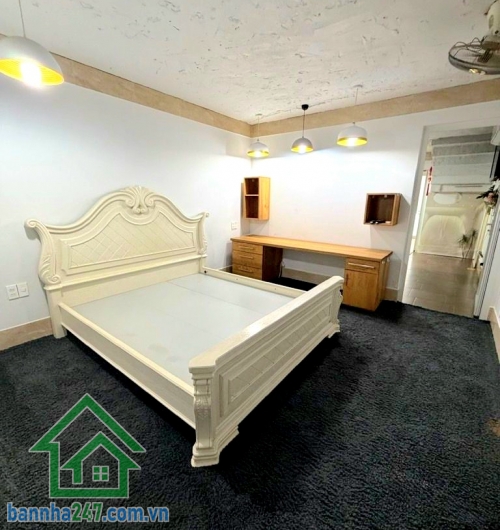 CHỈ 8,7 TỶ – TRUNG TÂM TÂN PHÚ – GẦN NHÀ THỜ TÂN HƯƠNG - HẺM Ô TÔ NGỦ TRONG NHÀ – GẦN MẶT TIỀN – 76M² - 3PN – 3WC Diện tích: 76m² – Sổ vuông A4 - Kết cấu: 3 tầng.