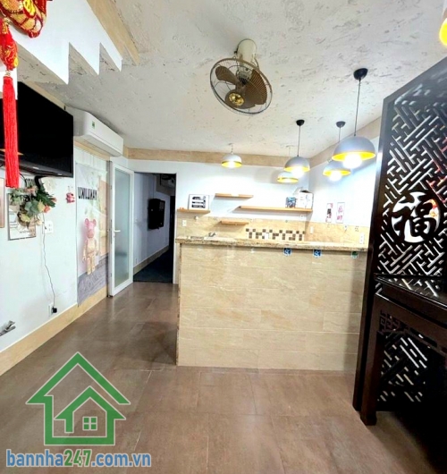 CHỈ 8,7 TỶ – TRUNG TÂM TÂN PHÚ – GẦN NHÀ THỜ TÂN HƯƠNG - HẺM Ô TÔ NGỦ TRONG NHÀ – GẦN MẶT TIỀN – 76M² - 3PN – 3WC Diện tích: 76m² – Sổ vuông A4 - Kết cấu: 3 tầng.