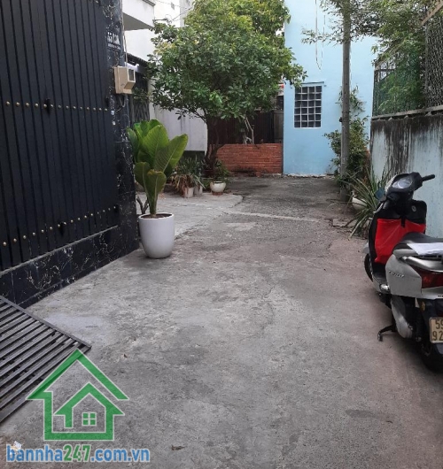 CHỈ 5,1 TỶ NHÀ TÂN BÌNH – CHỈ 5,1 TỶ – 50M² – 4 TẦNG – 4PN – HẺM AN NINH, 100M RA NGUYỄN PHÚC CHU * DT: 5 x 10m, sổ vuông vức. * Kết cấu: 1 trệt, 2 lầu, sân thượng.