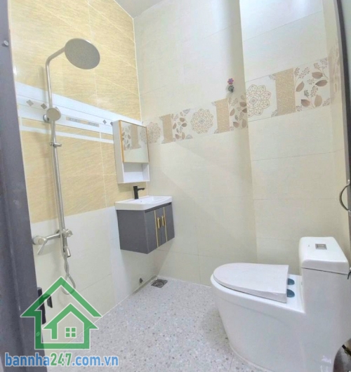 CHỈ 5,8 TỶ TL – NHÀ 4 TẦNG - NI SƯ HUỲNH LIÊN, TÂN BÌNH – HẺM XE HƠI 5M THÔNG – CÓ Ô CHỜ THANG MÁY - DT 38M² - 3PN - 3WC 