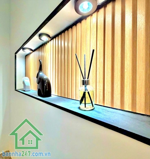 CHỈ 4,79 TỶ – SÁT MẶT TIỀN PHAN ĐÌNH PHÙNG – PHÚ NHUẬN – 3 TẦNG - 2PN – 3WC – phòng khách – bếp Nhà đẹp trung tâm – full nội thất – vị trí kết nối cực đỉnh!  Mob 0933144037 