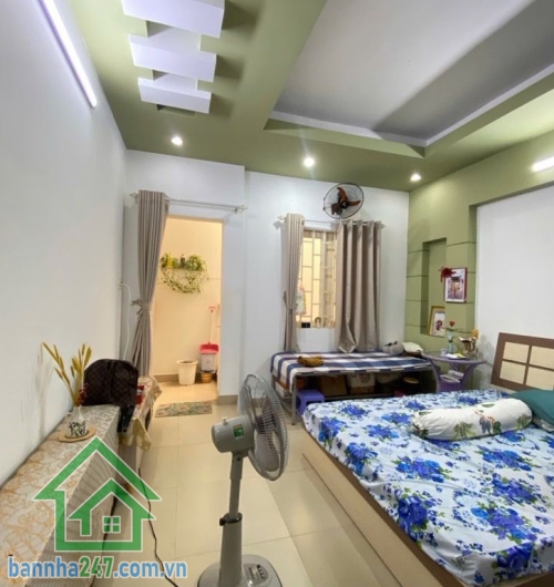 CHỈ 9,7 TỶ – HẺM XE TẢI – KẾ TÂN SƠN NHÌ – AEON TÂN PHÚ – NHÀ 5 TẦNG BTCT CỰC ĐẸP - DT: (4 x 18)M - 4 PN - 6 WC
