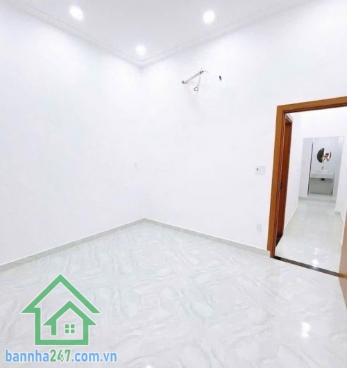 CHỈ 3,4 TỶ – NHÀ NỞ HẬU – GẦN MT PHAN VĂN NĂM – TÂN PHÚ - 2PN – 2WC Giá siêu mềm – vị trí hiếm – nhà đẹp ở ngay! Diện tích: 21m² (3.2 × 7m) – nở hậu tài lộc