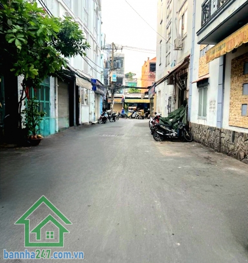 CHỈ 4.8 TỶ – SIÊU PHẨM 5 TẦNG BTCT – NGAY NGÃ TƯ BẢY HIỀN – HẺM THÔNG - 3 PN – 3WC Vị trí cực đẹp ngay khu Bảy Hiền – Đồng Đen – Bàu Cát Khu vực sầm uất, tiện ích bủa vây, di chuyển cực nhanh qua Tân Bình, Quận 10, Phú Nhuận 