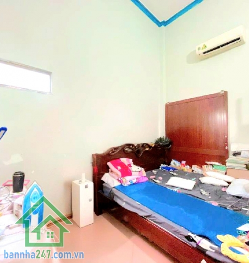 CHỈ 5,245 TỶ – HXH 6M – NGUYỄN THỊ KIÊU Q12 – GIÁP GÒ VẤP - 60m² (4 x 15) - 2 TẦNG - 3PN - 2WC • Diện tích: 60m² (4m x 15m) • Kết cấu: 1 trệt – 1 lầu • Kết cấu: 1 trệt – 1 lầu • Công năng: 3 PN – 2 WC • Có ban công thoáng mát • Hẻm nhựa 6m – xe hơi tránh 