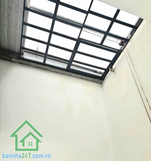 CHỈ 3,1 TỶ TL – NHÀ TÂN BÌNH GIÁ TỐT – DT: 22M² - 3 TẦNG – FULL NỘI THẤT – Ở NGAY Âu Cơ – gần Bệnh viện Tân Phú – Đại học Văn Hiến. Giáp Tân Phú – kết nối nhanh Quận 10, Quận 11, Quận 5