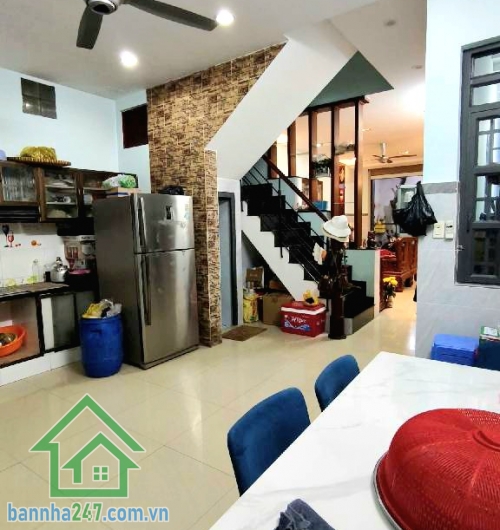 CHỈ 11,85 TỶ – NHÀ PHỐ 4 TẦNG SANG TRỌNG – XE HƠI NGỦ TRONG NHÀ – THOẠI NGỌC HẦU, TÂN PHÚ Nhà chính chủ xây tâm huyết – thiết kế hiện đại, công năng cực đỉnh 