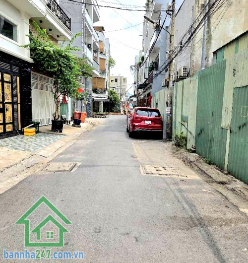 CHỈ 6,9 TỶ – GẦN MT HƯƠNG LỘ 2 – Ô TÔ VÀO NHÀ - HẺM 7M – 5 TẦNG BTCT – 5PN - 5WC