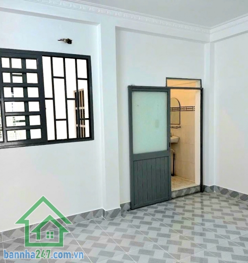 CHỈ 8,1 TỶ NHÀ MỚI Ở NGAY – CHỢ VẢI PHÚ THỌ HÒA – HẺM 5M Ô TÔ NGỦ TRONG NHÀ  Căn nhà “ngang lớn – nở hậu – vị trí trung tâm” cực hiếm, vừa ở sướng vừa giữ tiền - Mob 0933144037