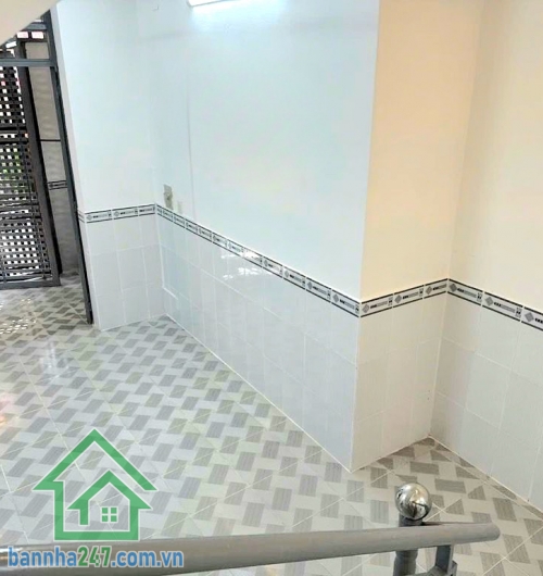CHỈ 8,1 TỶ NHÀ MỚI Ở NGAY – CHỢ VẢI PHÚ THỌ HÒA – HẺM 5M Ô TÔ NGỦ TRONG NHÀ  Căn nhà “ngang lớn – nở hậu – vị trí trung tâm” cực hiếm, vừa ở sướng vừa giữ tiền - Mob 0933144037