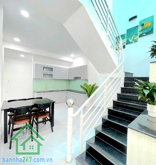 NHÀ ĐẸP KHU TÊN LỬA - DT: (4 x13) 2 TẦNG BTCT – FULL NỘI THẤT – Ở NGAY - CHỈ 5.35 TỶ 